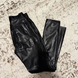 Abercrombie & Fitch ‘The Skinny’ High Rise Leather Pant